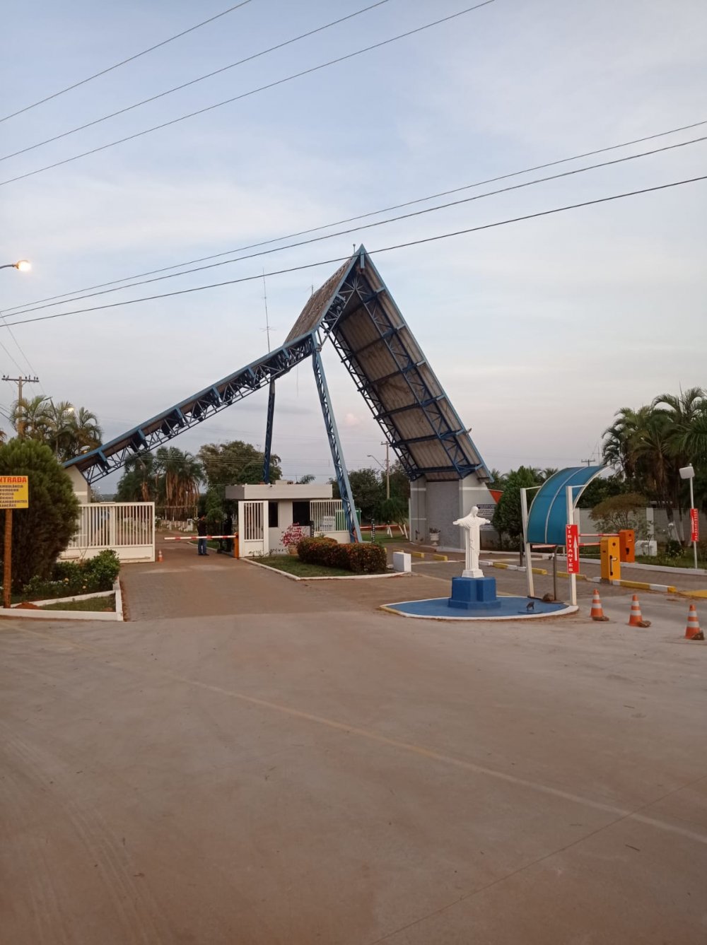 Rancho - Santo Antônio do Aracanguá, SP no bairro Condominio Residencial Riviera Da Barra