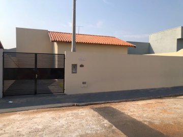 Casa - Venda - Petit-trianon - Araçatuba - SP