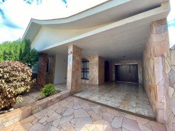 Casa - Venda - Vila Bandeirantes - Araçatuba - SP