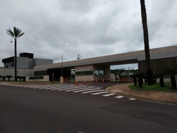 Sobrado em Condomínio - Venda - Santa Luzia - Araçatuba - SP