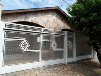 Casa - Venda - Conjunto Habitacional VIcente Luiz Grosso - Araçatuba - SP